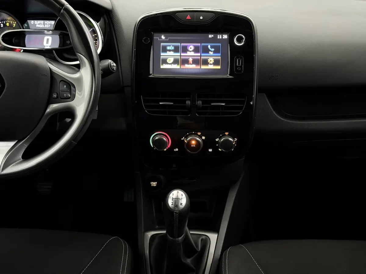 1.2 Night & Day Navi, Cruise control, Keyless start, Radio, Mistlamp, Airco