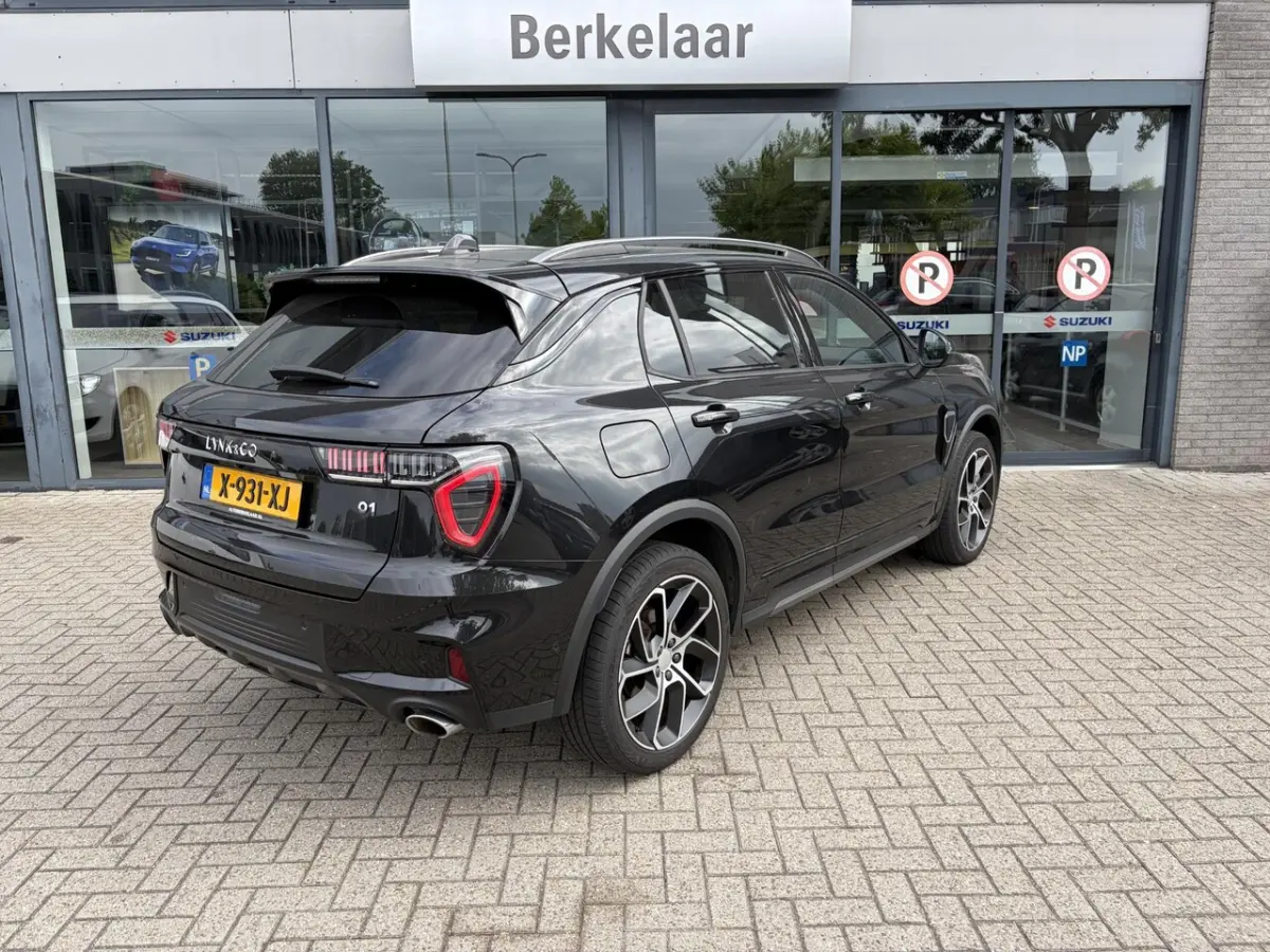 1.5 Black & Black Edition| Zwarte hemel |