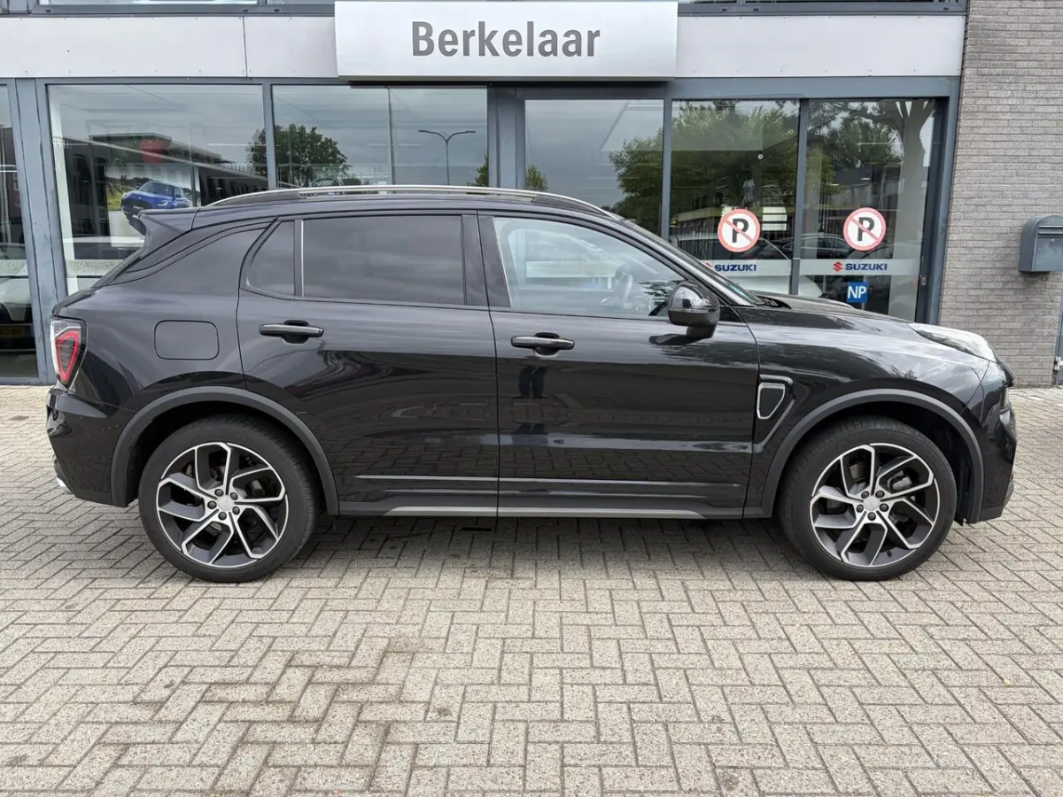 1.5 Black & Black Edition| Zwarte hemel |