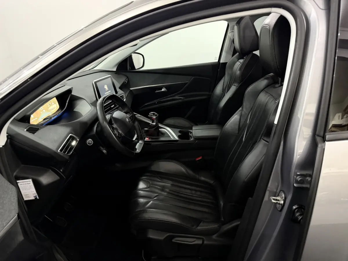 1.2 PureTech GT Line Panoramadak, Camera, Navi, Leder, Virtual desk, Cruise control, Stoel