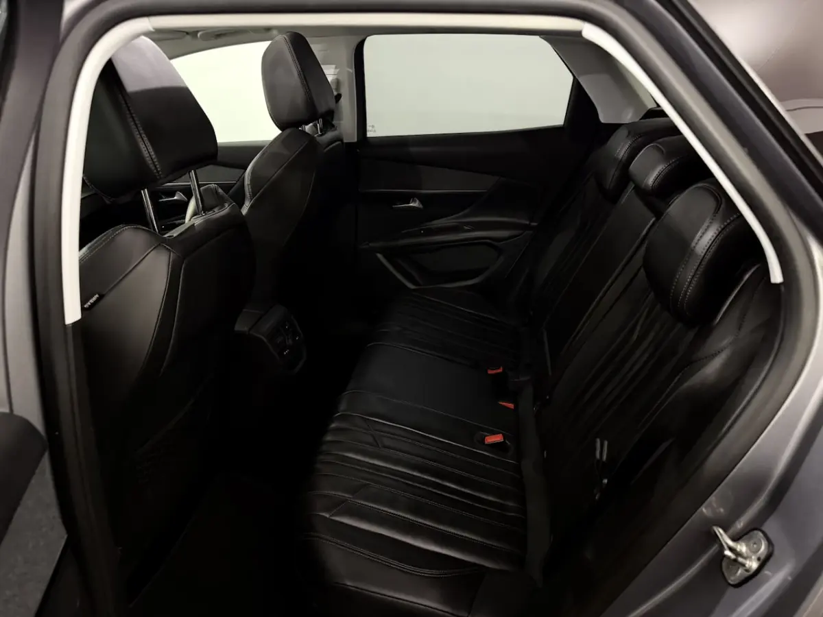 1.2 PureTech GT Line Panoramadak, Camera, Navi, Leder, Virtual desk, Cruise control, Stoel