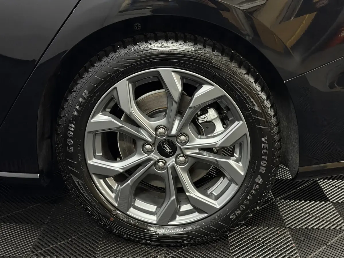 1.0 EcoBoost Hybrid ST Line 155pk Camera, Navi, Clima, Keyless start, Cruise control, Rijs