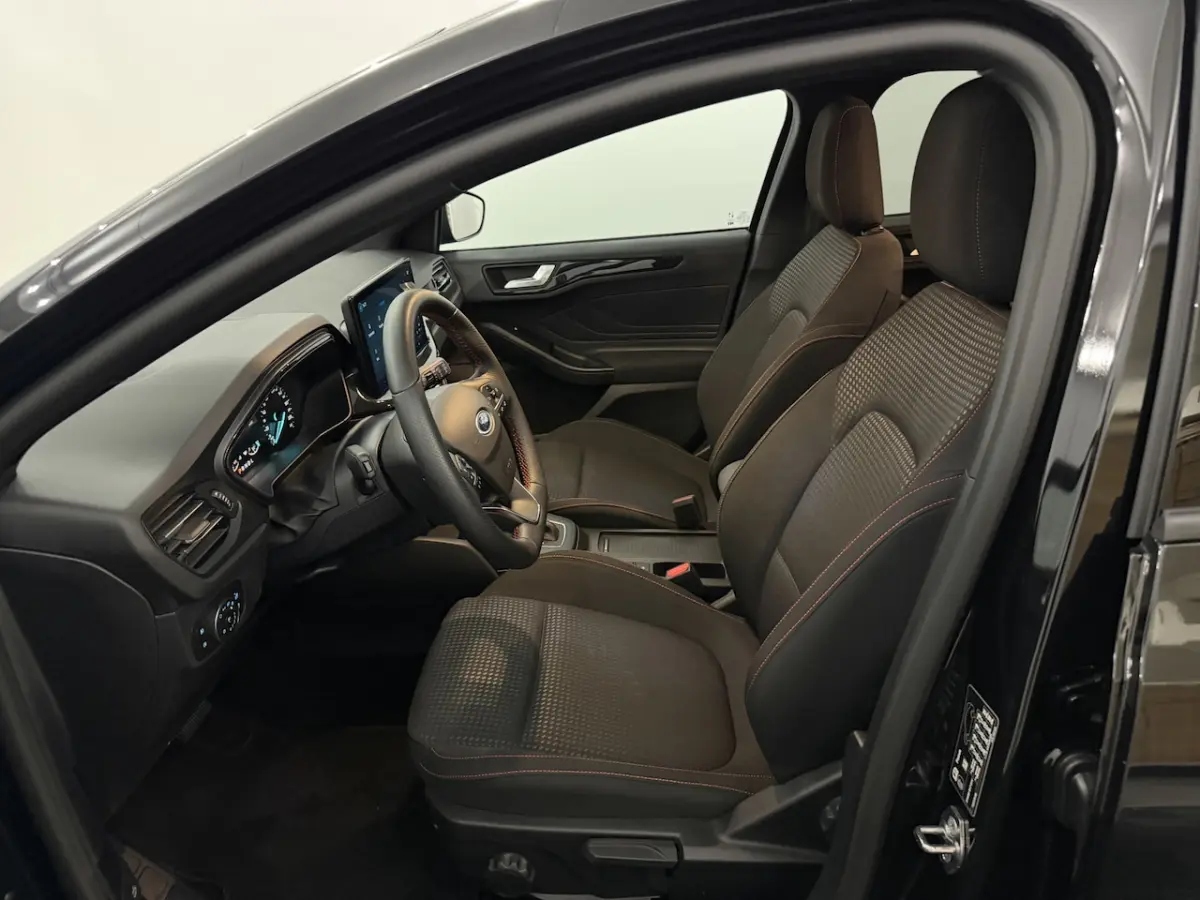 1.0 EcoBoost Hybrid ST Line 155pk Camera, Navi, Clima, Keyless start, Cruise control, Rijs