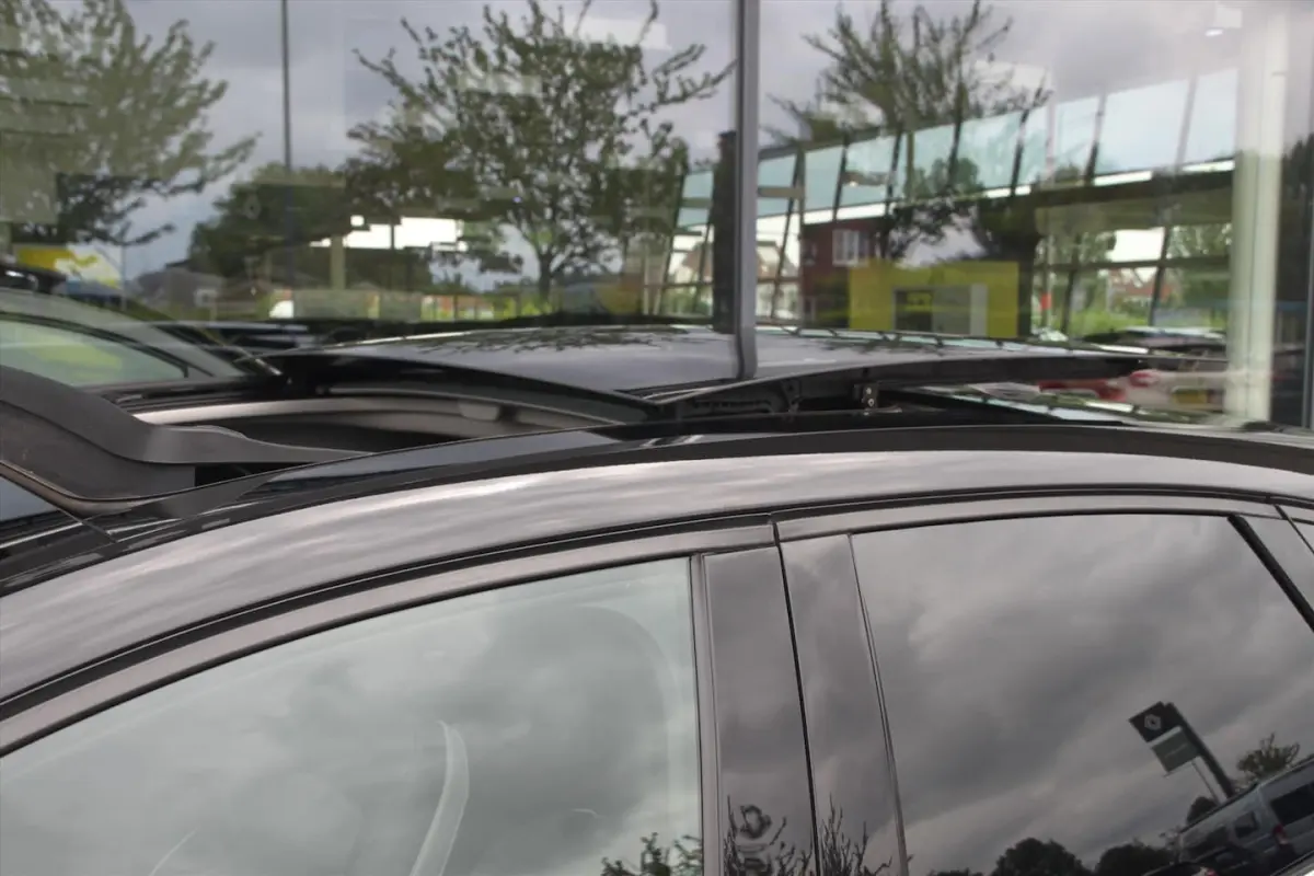 130PK-INTENS-AUTOM-59DKM-NAVI-GLASDAK-CAMERA-