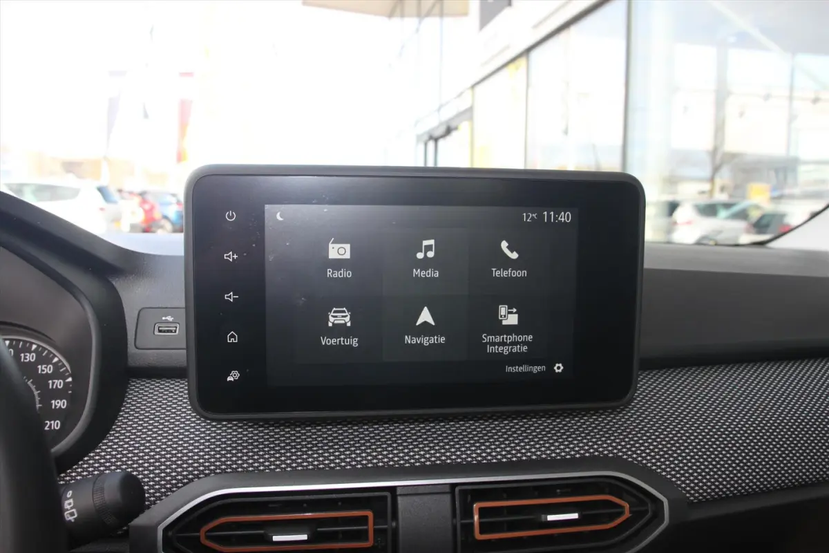 110PK-STEPWAY-EXPRESSION-19DKM-AIRCO-CRUISE-PDC-
