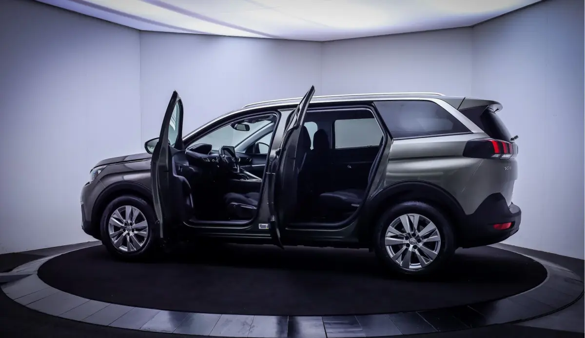 1.2T Aut.7p Active Pack 360 CAMERA | NAVI | CARPLAY | CLIMA | CRUISE | PDC V+A | LMV