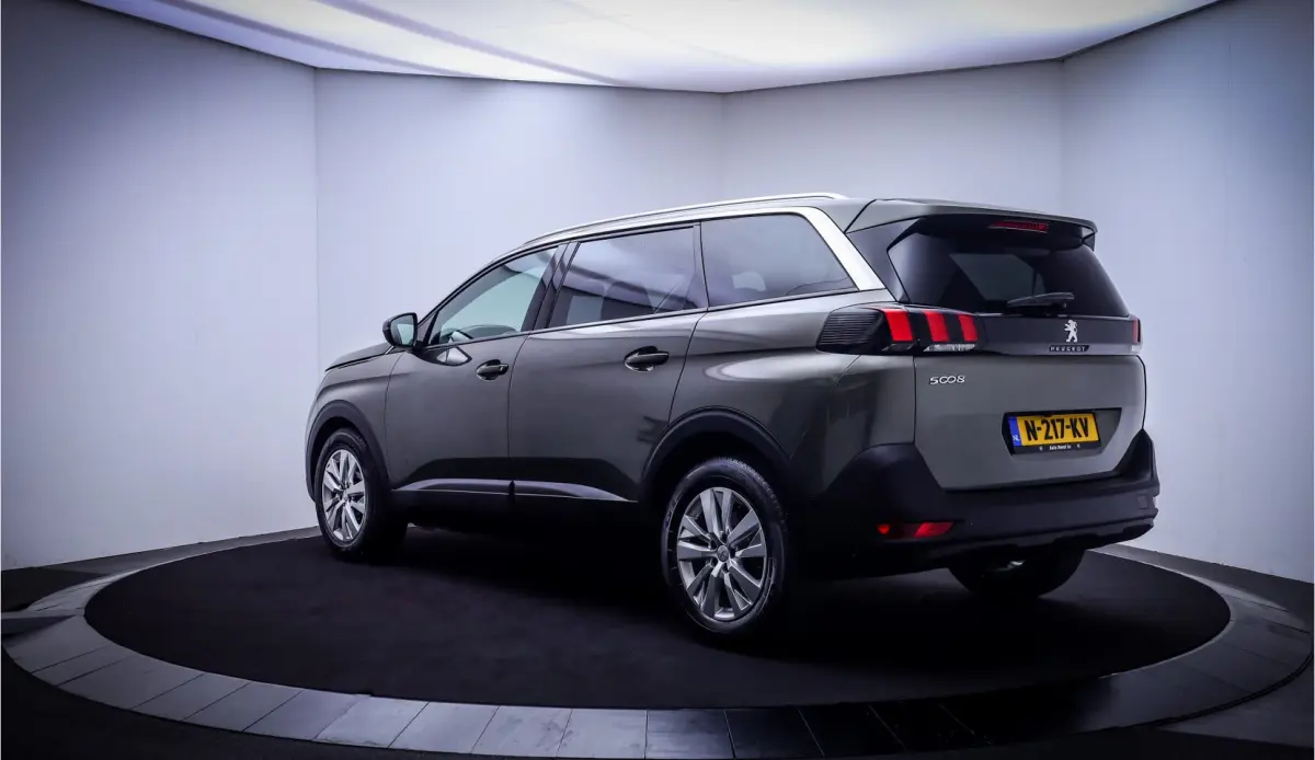 1.2T Aut.7p Active Pack 360 CAMERA | NAVI | CARPLAY | CLIMA | CRUISE | PDC V+A | LMV