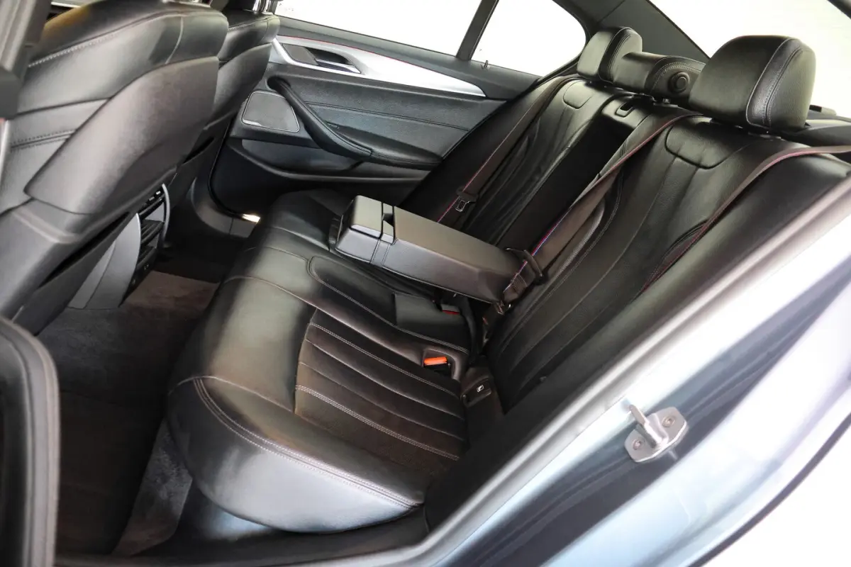 520iA M-SPORT High Executive Edition FULL LED | HARMAN KARDON | STOELVERW+KOELING | LEDER