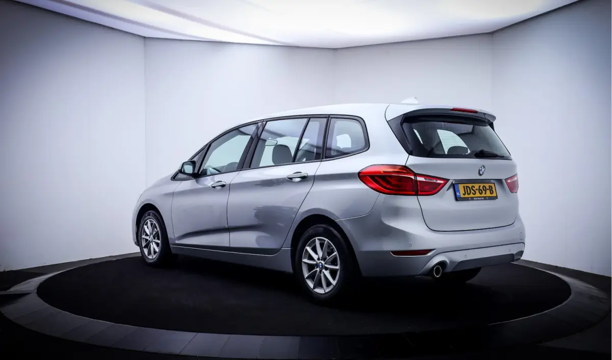 216i 7Pers.Executive Edition NAVI | DAB | BLUETOOTH | PDC V+A | LMV