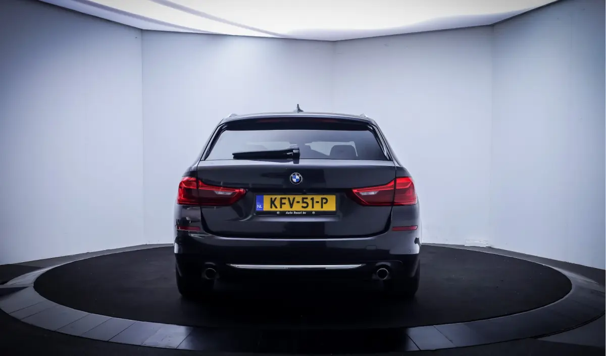 530iA LUXURY Innovation NAPPA | COMF. ZETELS | HARMANKARDON |STOELVERW. 4X | HUD | KEYLESS