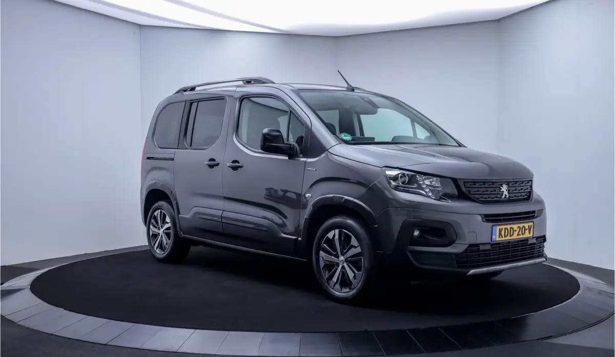 1.2T Aut. GT-Line NAVI | CARPLAY ANDROID | CAMERA | CRUISE | DAB | CLIMA | PDC V+A | KEYLE