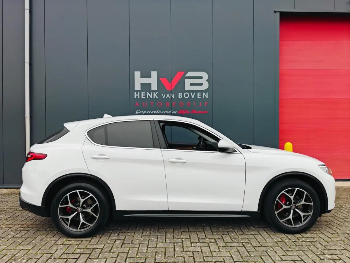 2.0 T AWD Super (280 PK) Facelift