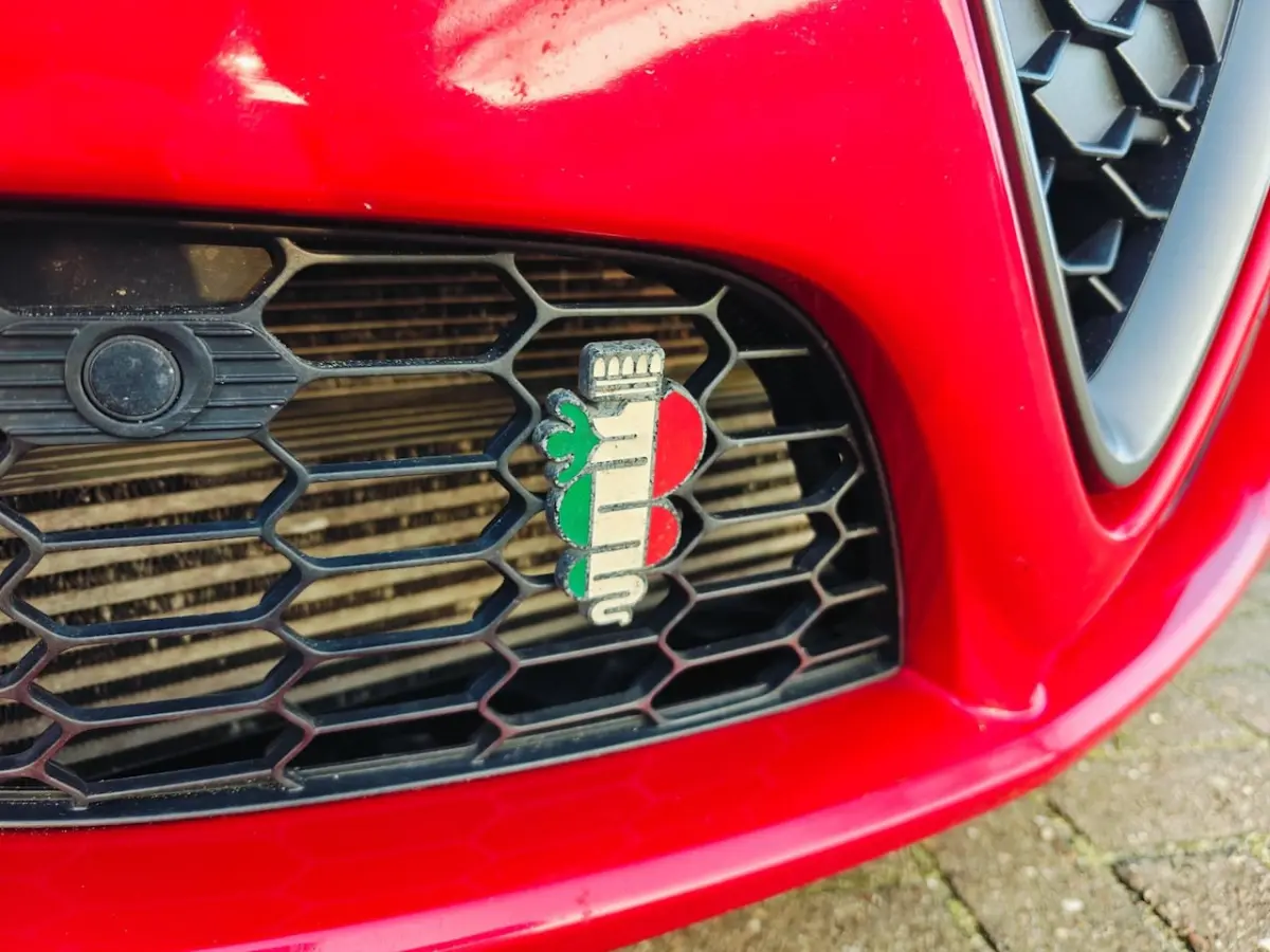 1.7 TBi Quadrifoglio Verde Rosso Competizione