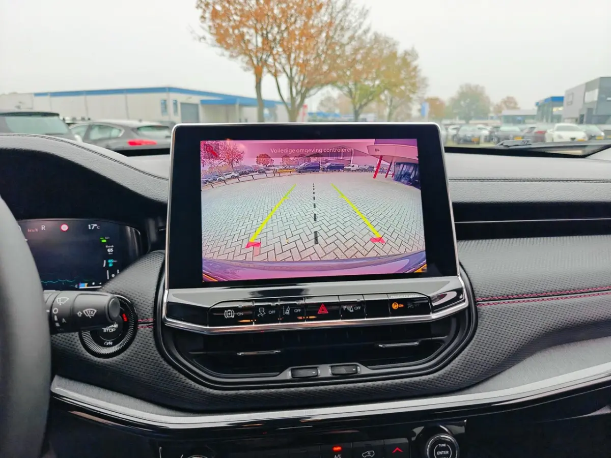 4xe 240 Plug-in Hybrid Electric Trailhawk