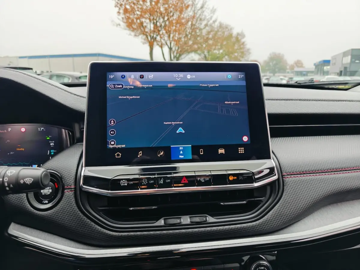 4xe 240 Plug-in Hybrid Electric Trailhawk