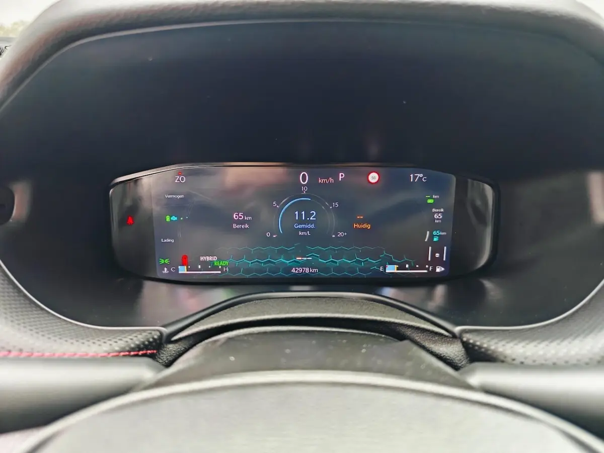 4xe 240 Plug-in Hybrid Electric Trailhawk