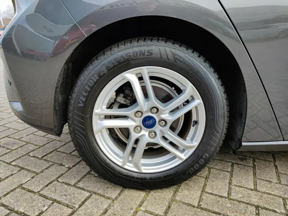 1.0 EcoBoost Trend Edition Business