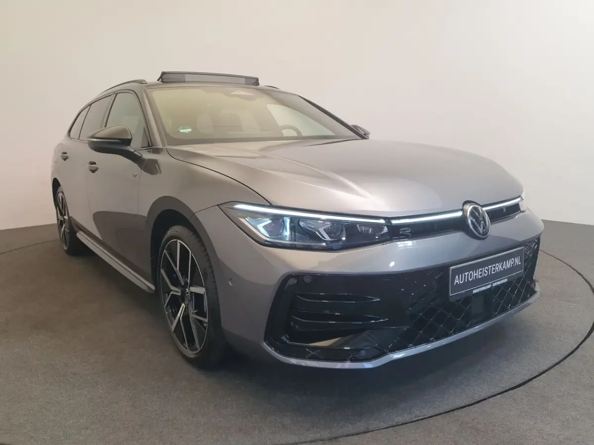 1.5 eHybrid 272pk DSG/AUT R-Line Wegklapbare trekhaak, Harman/Kardon, Leder, Pano