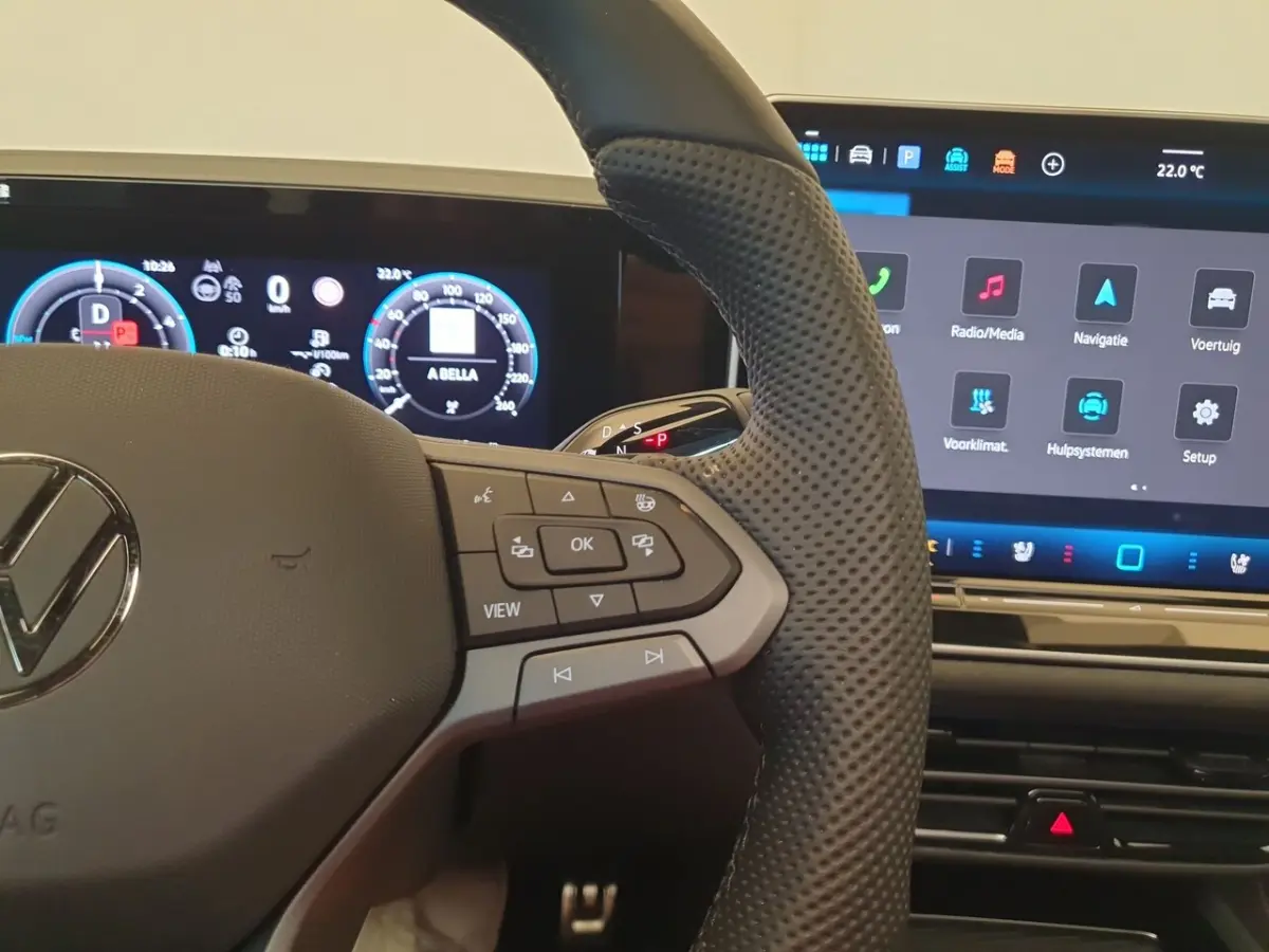 1.5 eHybrid 272pk DSG/AUT R-Line Wegklapbare trekhaak, Harman/Kardon, Leder, Pano