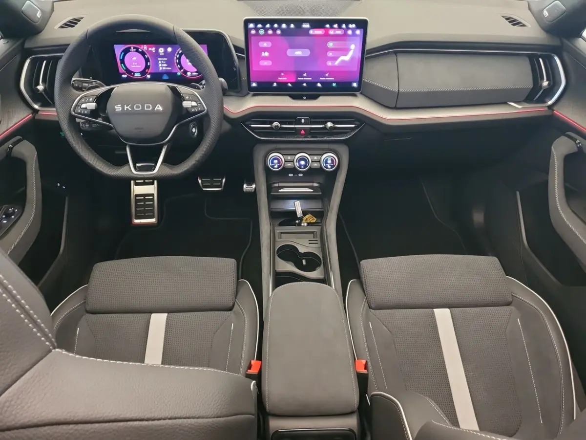1.5 TSI PHEV 204pk DSG/AUT Sportline Business Panoramadak, Wegklapbare Trekhaak, 360 Camer