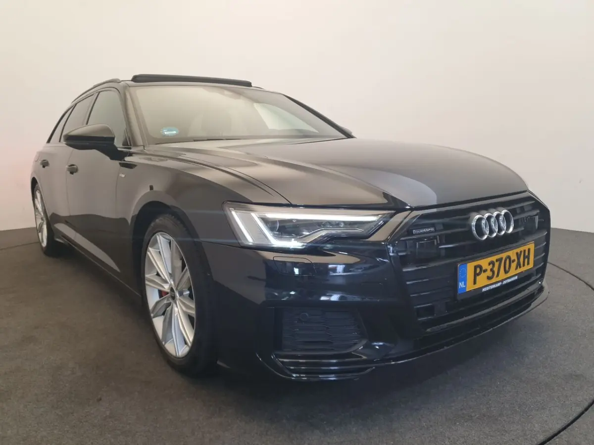 55 TFSI e quattro 368pk Pro Line S Competition Panoramadak, Keyless, Stoelverwarming