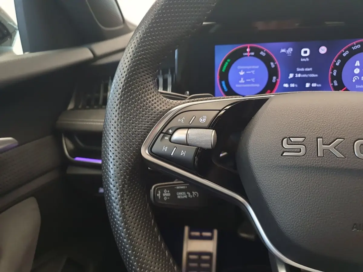 1.5 TSI 204pk DSG/AUT PHEV Sportline Wegklapbare Trekhaak, Camera, Winterpakket