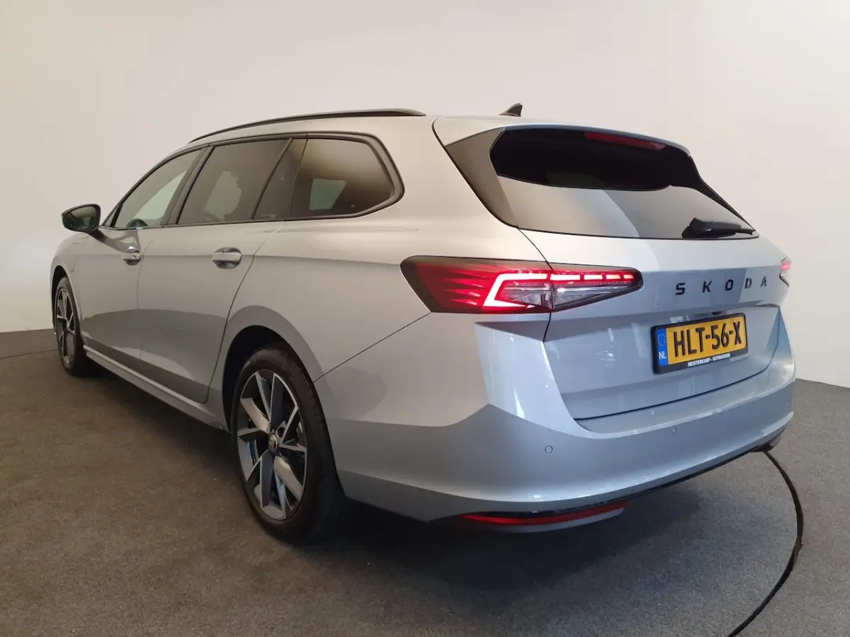 1.5 TSI 204pk DSG/AUT PHEV Sportline Wegklapbare Trekhaak, Camera, Winterpakket