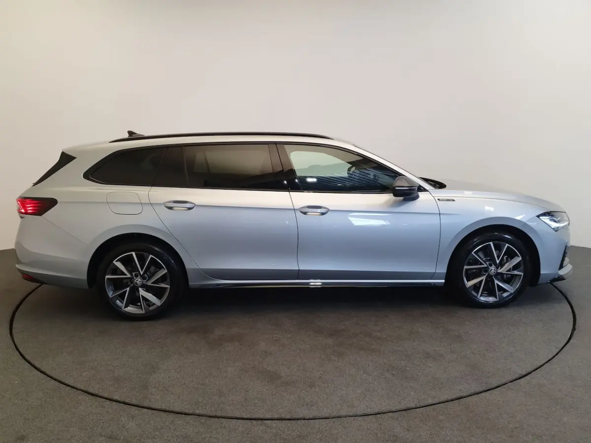 1.5 TSI 204pk DSG/AUT PHEV Sportline Wegklapbare Trekhaak, Camera, Winterpakket