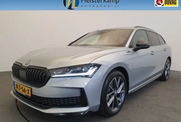 1.5 TSI 204pk DSG/AUT PHEV Sportline Wegklapbare Trekhaak, Camera, Winterpakket
