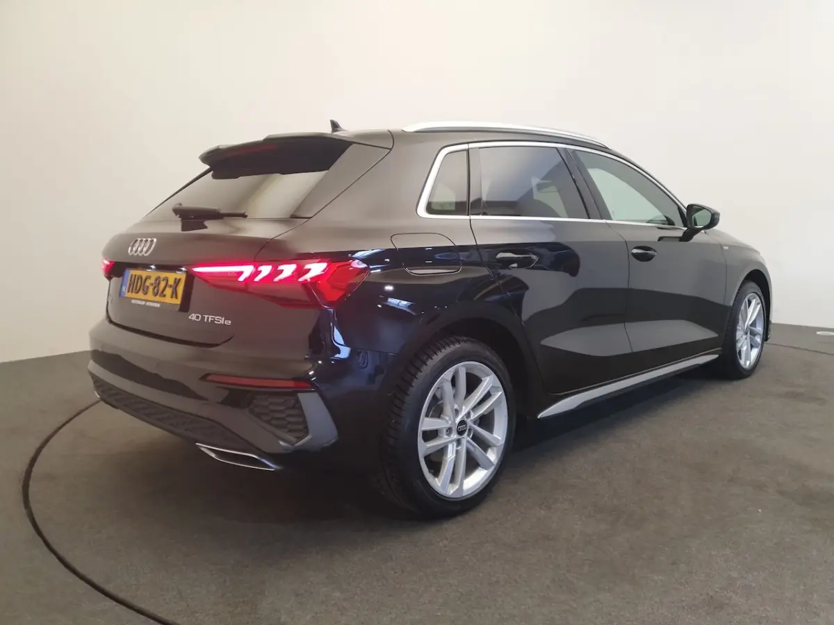 40 TFSI e 204pk S-Line Virtual cockpit, PDC, ACC