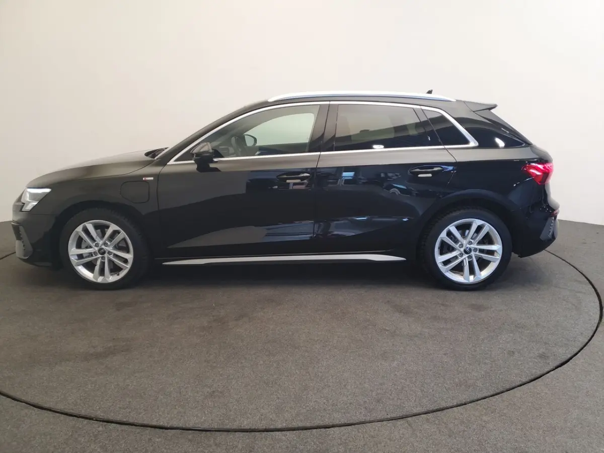 40 TFSI e 204pk S-Line Virtual cockpit, PDC, ACC