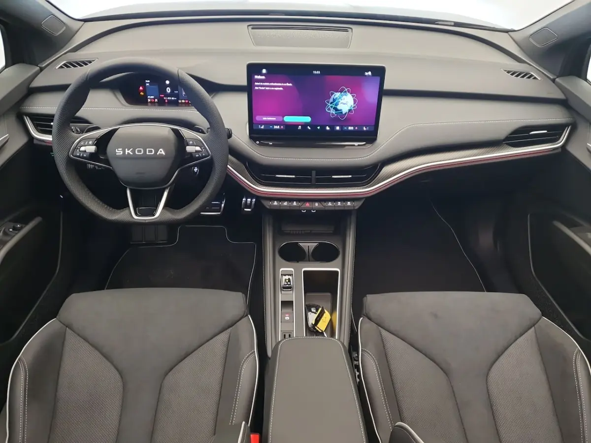 85 Sportline 82 kWh 286pk Wegklapbare trekhaak, Panoramadak, Warmtepomp
