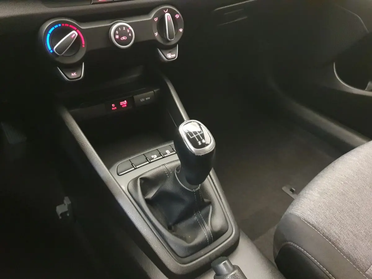 1.0 T-GDi DynamicLine Airco, Cruise control, Achteruitrijcamera
