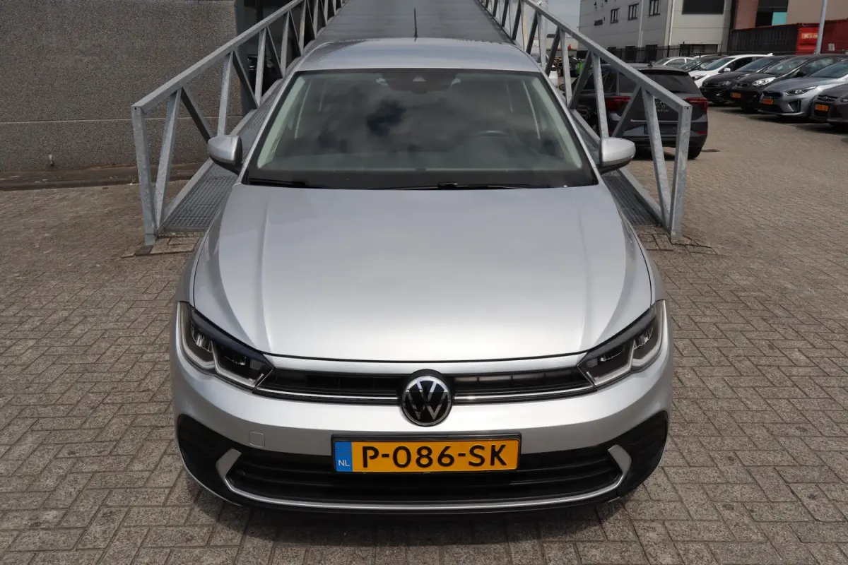 1.0 TSI Life Nederlandse auto Digitale teller/Apple carplay/Adaptive cruise control/Airco/