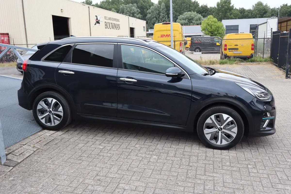 DynamicPlusLine 64 kWh Panoramadak/Stoelverwarming/stuurverwarming/Lane assist/Apple carpl