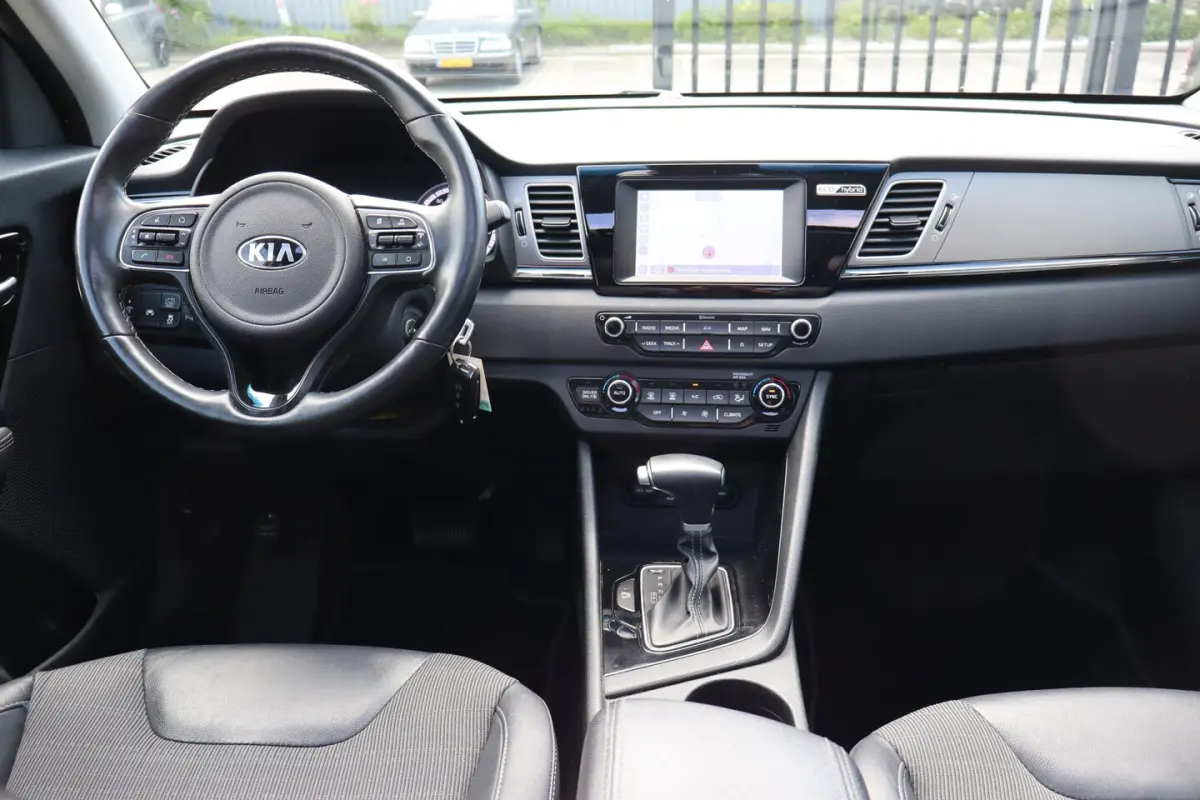 1.6 GDi Hybrid Design Edition Panoramadak Apple carplay/Achteruitrijcamera/Stoelverwarming