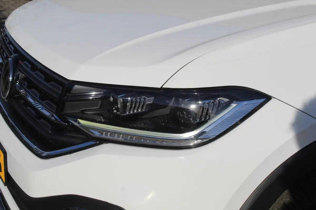 1.0 TSI R-Line Automaat/Navigatie/Apple carplay/Achteruitrijcamera/Virtueel dashboard/Adap