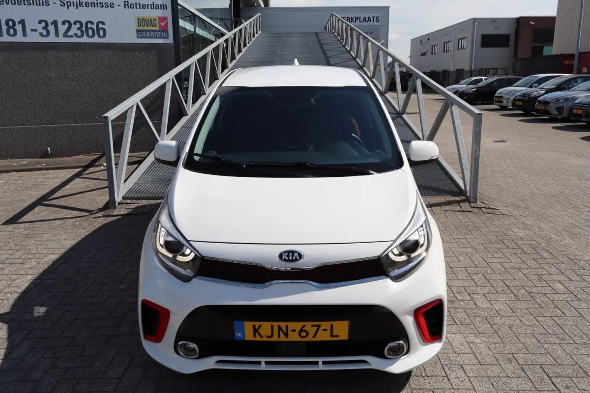1.2 CVVT GT Line Automaat Dealer onderhouden/Stoelverwarming/Stuurverwarming/Achteruitrijc