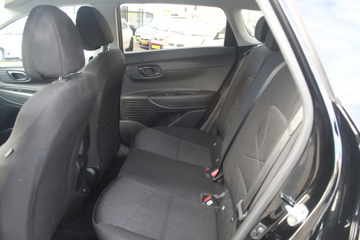 1.0 T-GDI Premium Bose audio/Navigatie/Achteruitrijcamera/Stoelverwarming/Stuurverwarming/