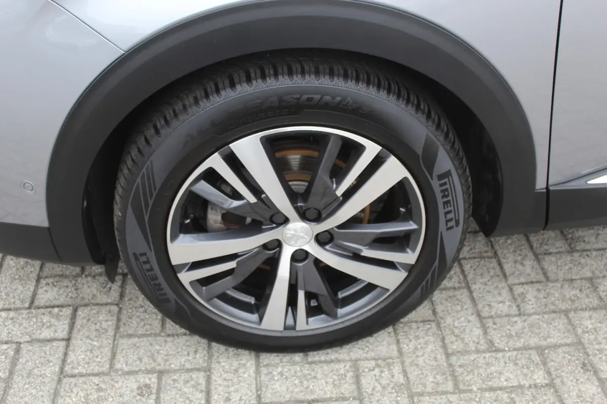 1.2 PureTech Active Pack Business 7 Zitplaatsen/Navigatie/Climate Control/Multifunctioneel