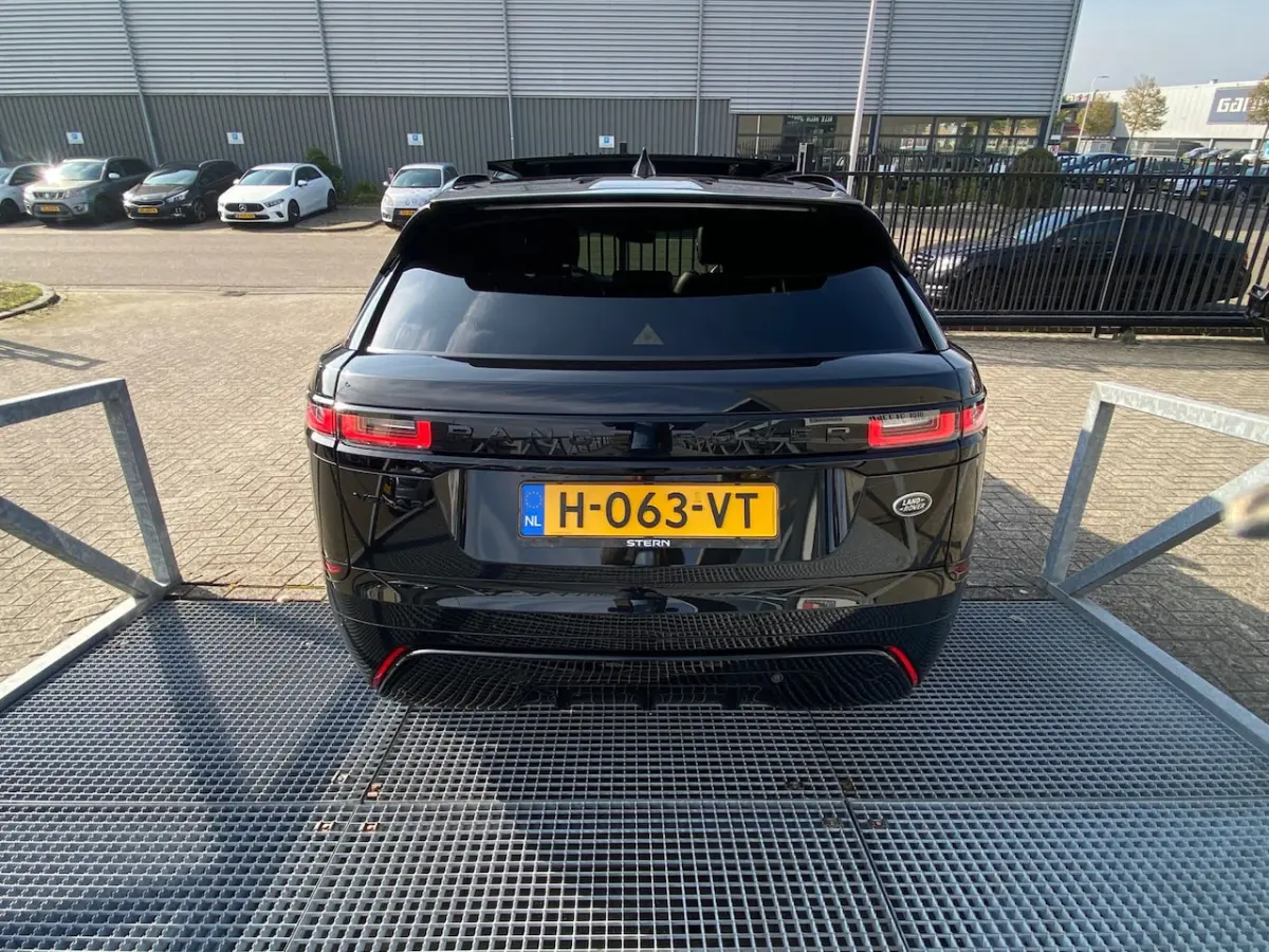 2.0 P250 Turbo AWD R-Dynamic NL auto/Stoelverkoeling/Dealeronderhouden/Panoramadak/Lane as