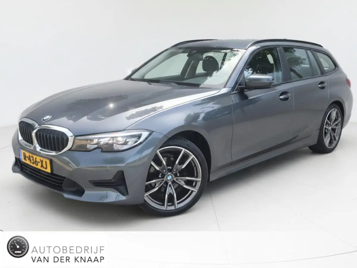 318i Business Edition Plus | Clima | Cruise | Multimedia/Navi | Stoel/-Stuurverwarming | L