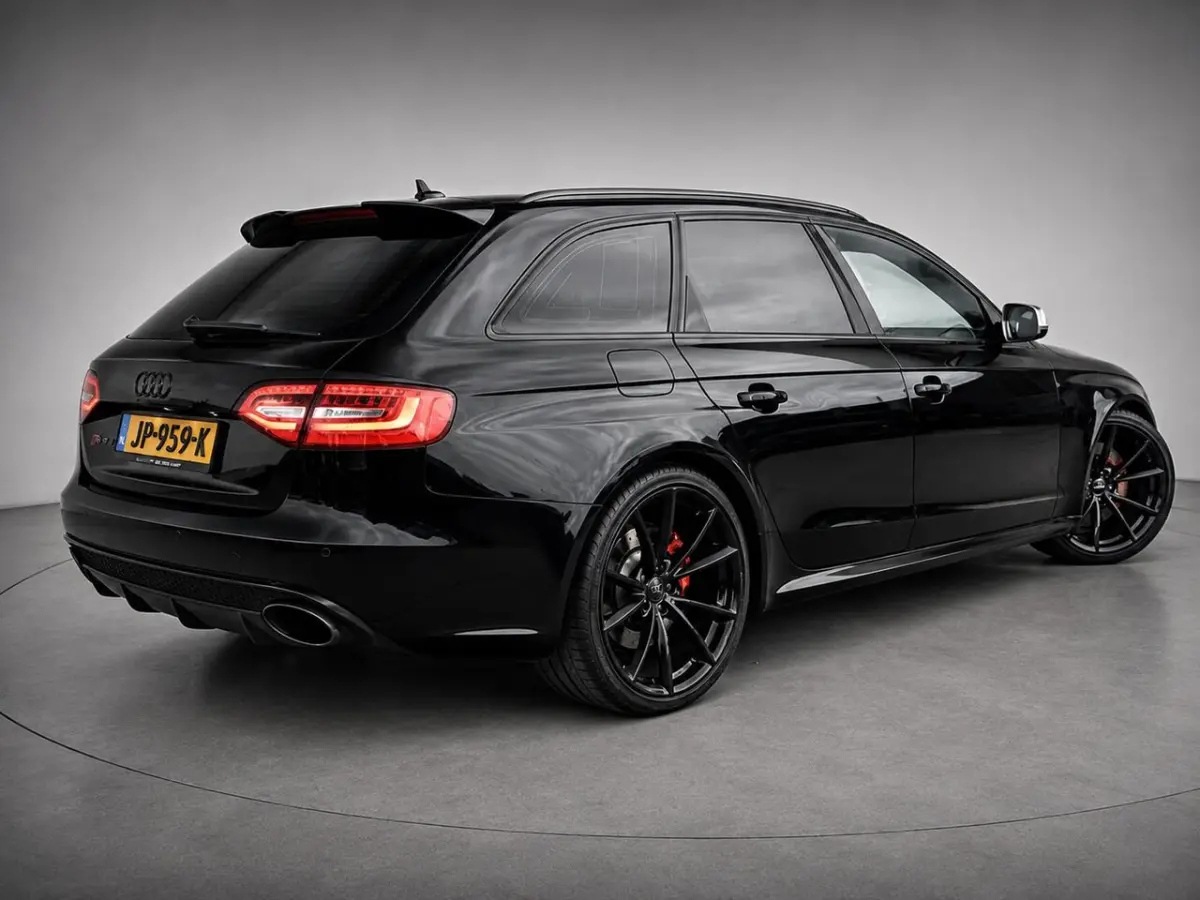 4.2 FSI RS 4 quattro | Nieuwe DB Ketting | Clima | Cruise | Multimedia/Navi | Leder | PDC