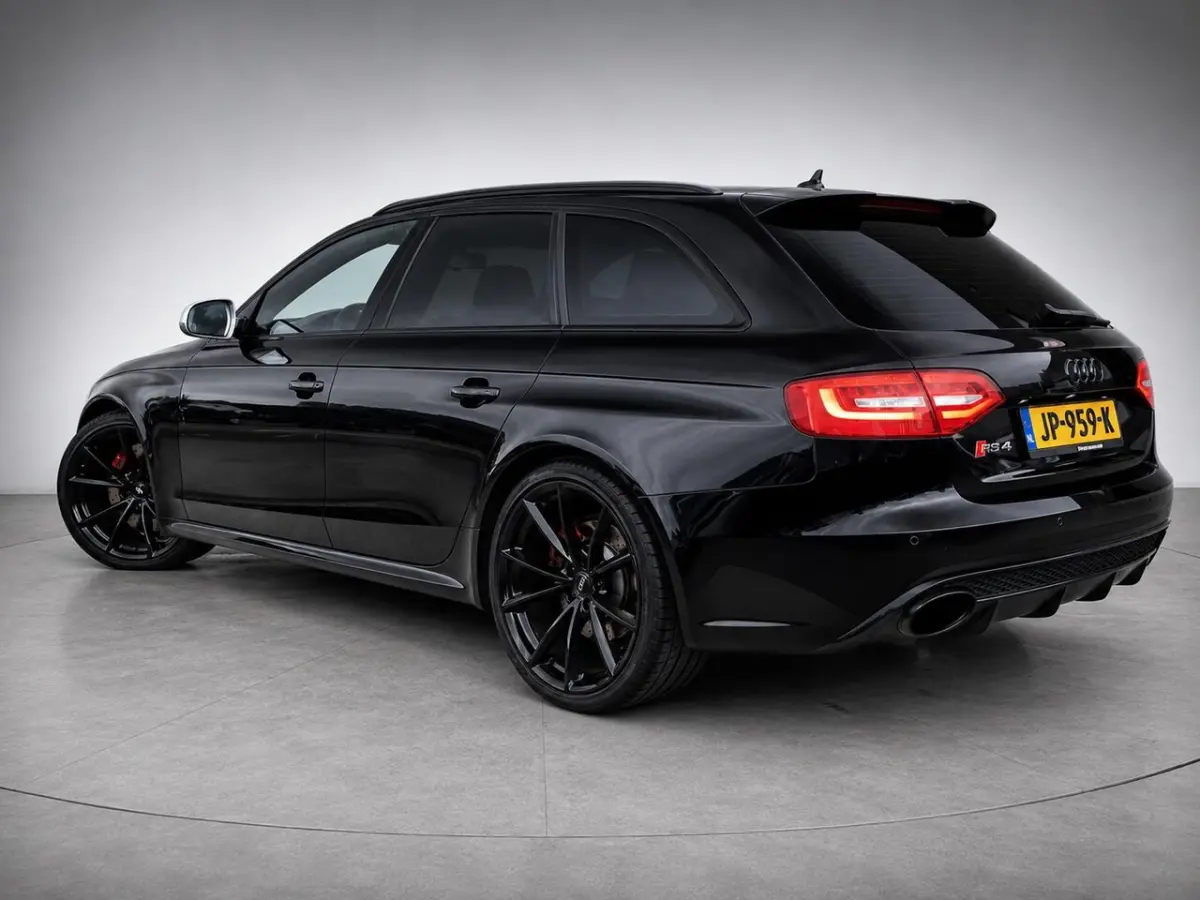 4.2 FSI RS 4 quattro | Nieuwe DB Ketting | Clima | Cruise | Multimedia/Navi | Leder | PDC
