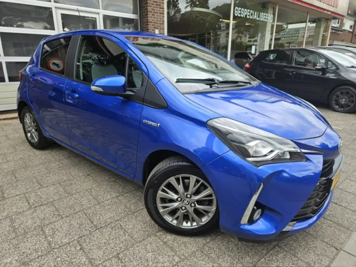 1.5 Hybrid Dynamic Navi/Keyless