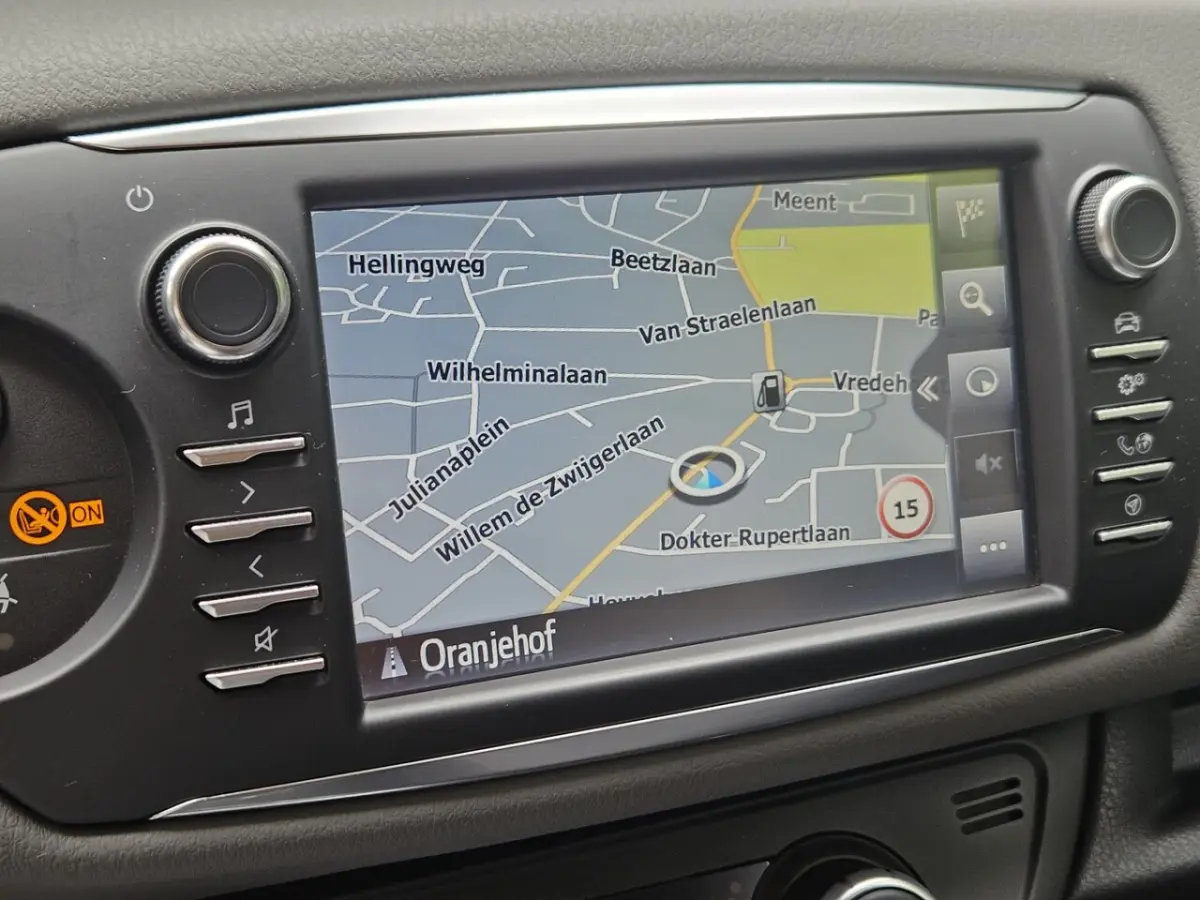 1.5 Hybrid Dynamic Navi/Keyless