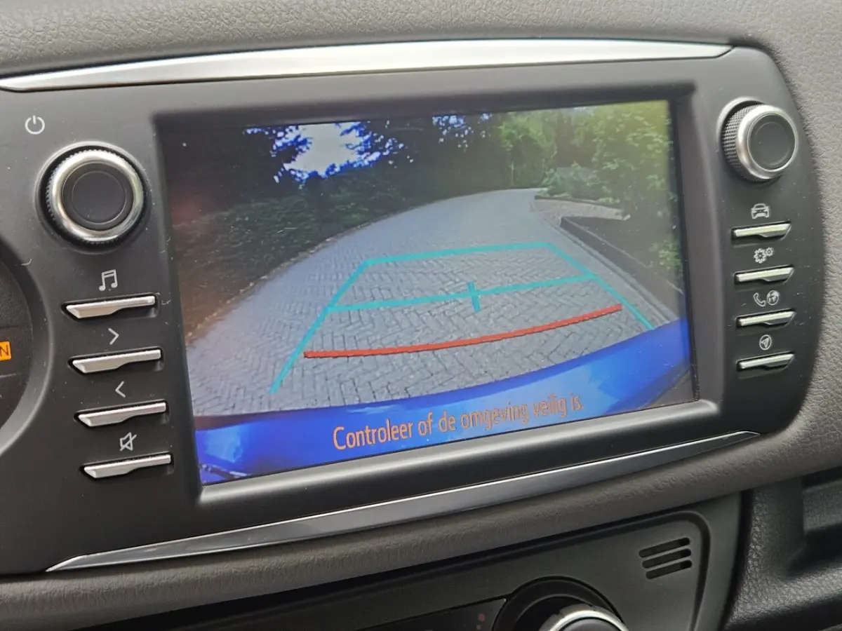 1.5 Hybrid Dynamic Navi/Keyless