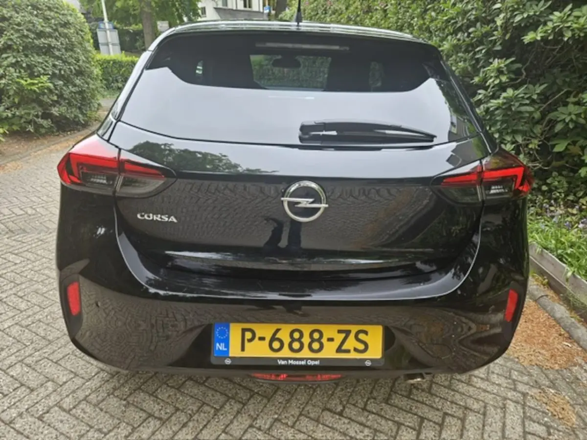 1.2 Ultimate Parkeersensoren voor en achter