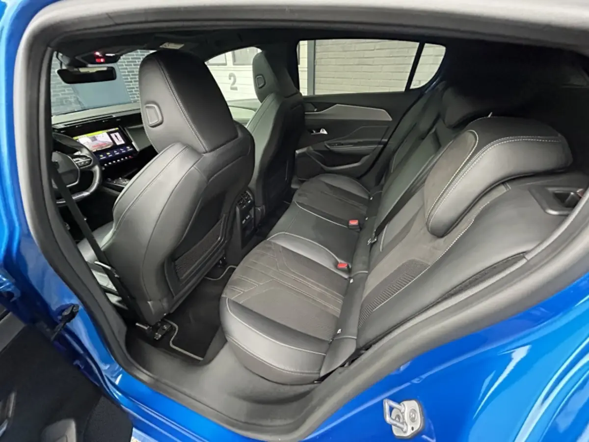 1.5 BlueHDi GT Bomvol Unieke auto â