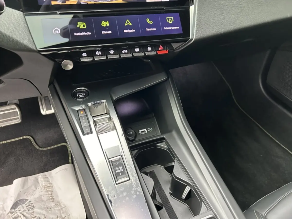 1.5 BlueHDi GT Bomvol Unieke auto â